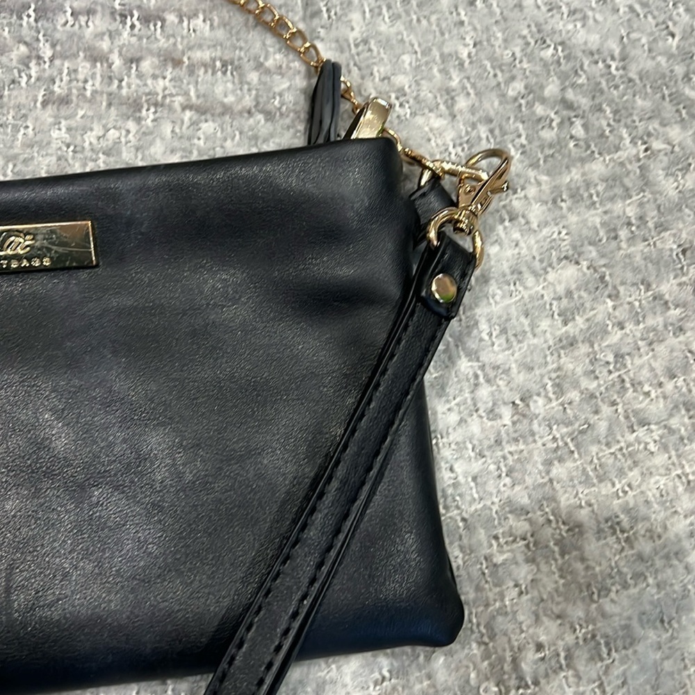 (42) Aitbags crossbody wristlet​ - Picture 3 of 5